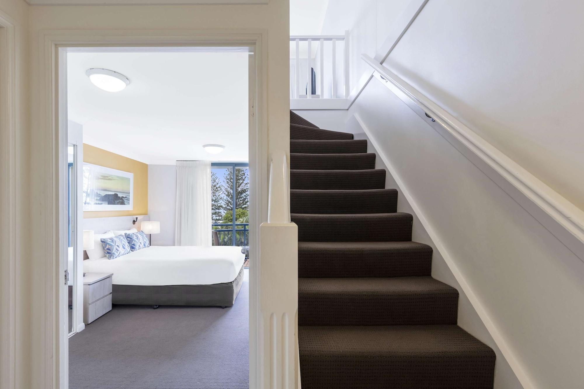 Oaks Gold Coast Calypso Plaza Suites Екстериор снимка
