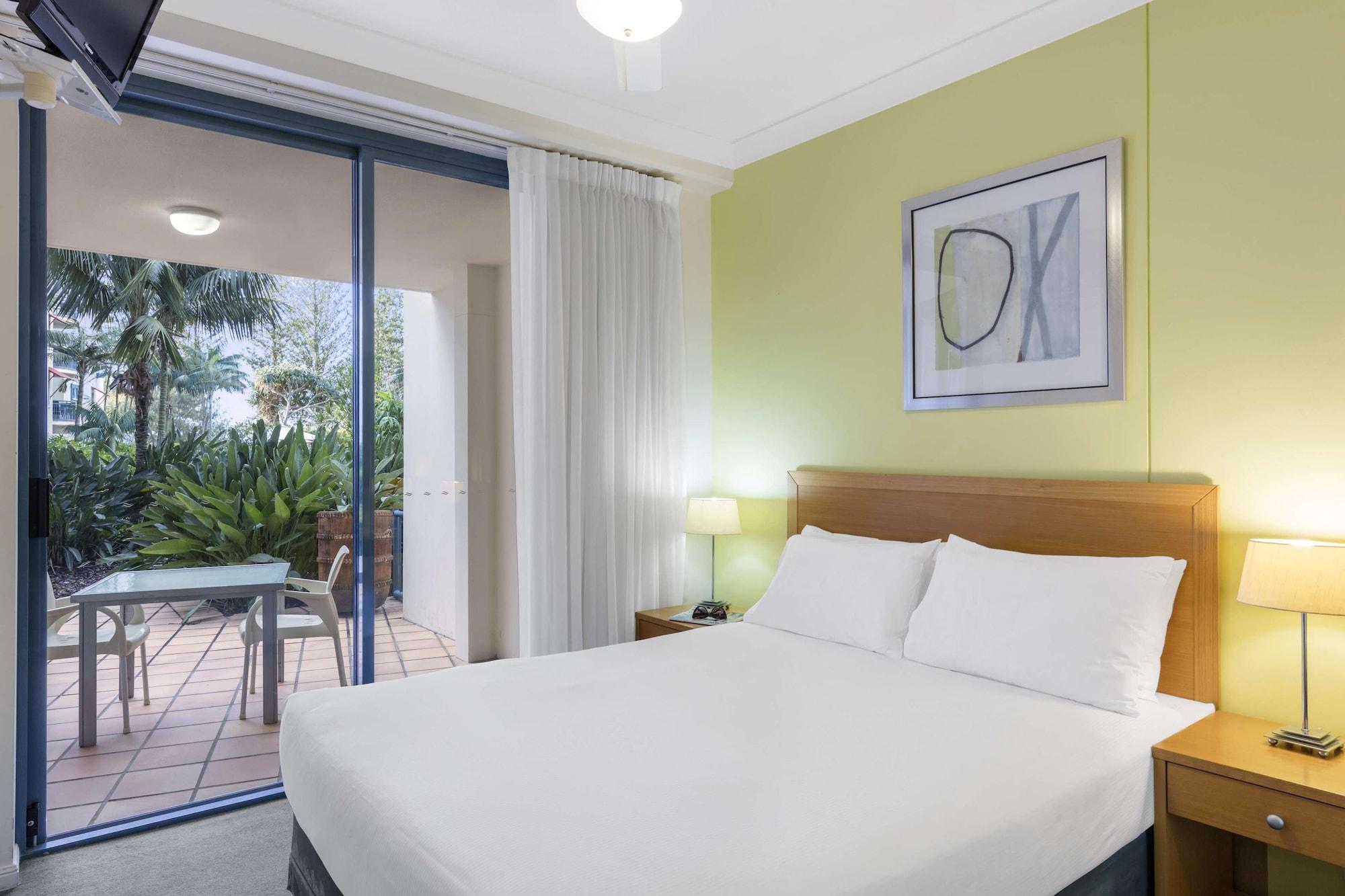 Oaks Gold Coast Calypso Plaza Suites Екстериор снимка